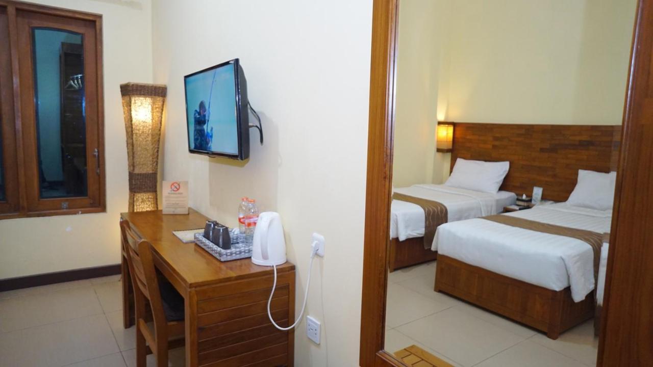 Syailendra Hotel Syariah ジェパラ エクステリア 写真