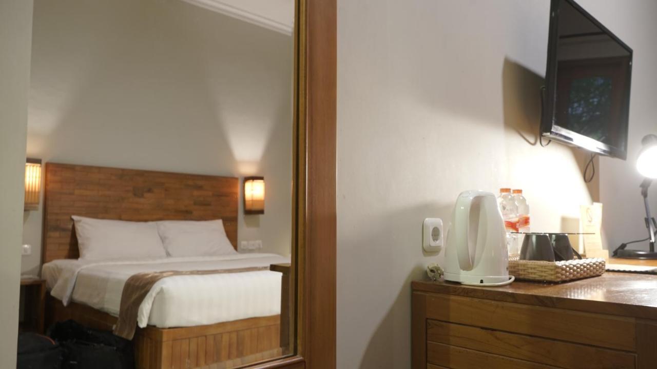 Syailendra Hotel Syariah ジェパラ エクステリア 写真