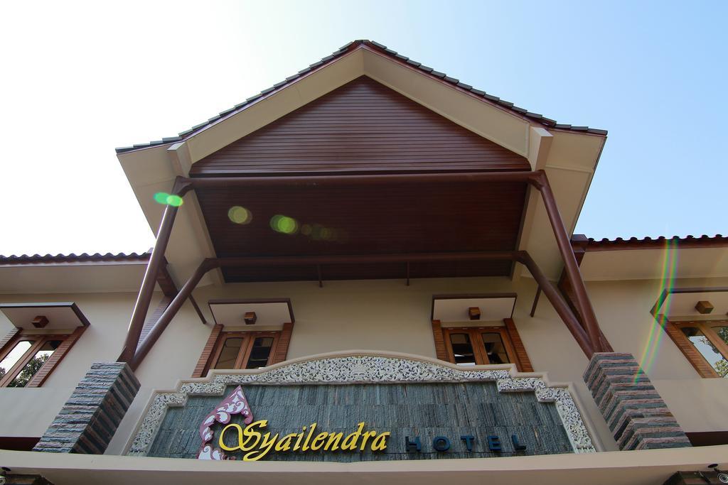 Syailendra Hotel Syariah ジェパラ エクステリア 写真